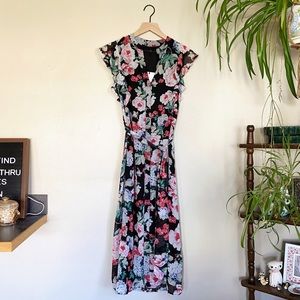 NWT WhoWhatWear Floral Dress